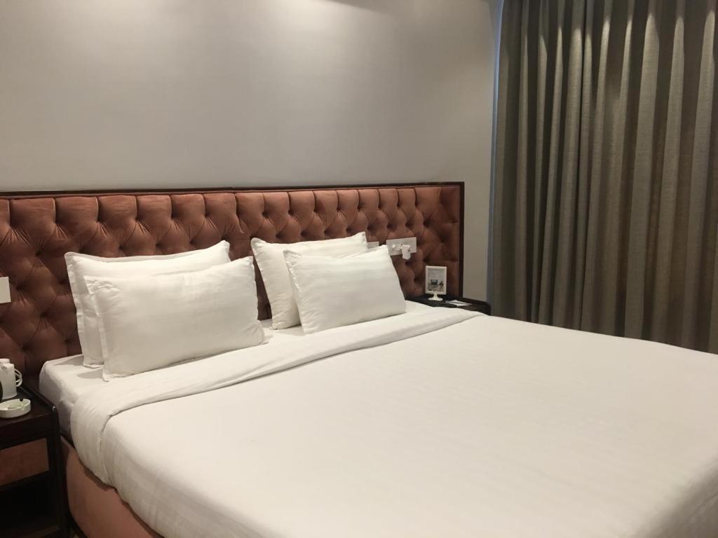 Hotel Accord Premier Raigarh Exterior photo